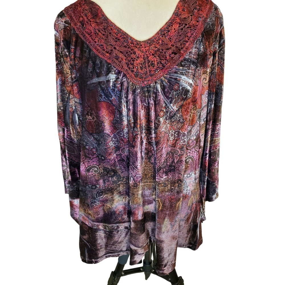 Unity Stretchy Velvet‎ Crochet Bib Top Size 1X